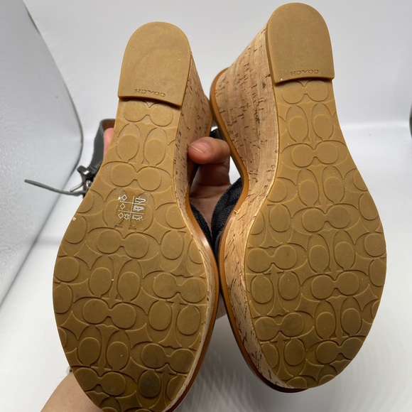 Womens Wedge *Coach* - Picture 3 of 6